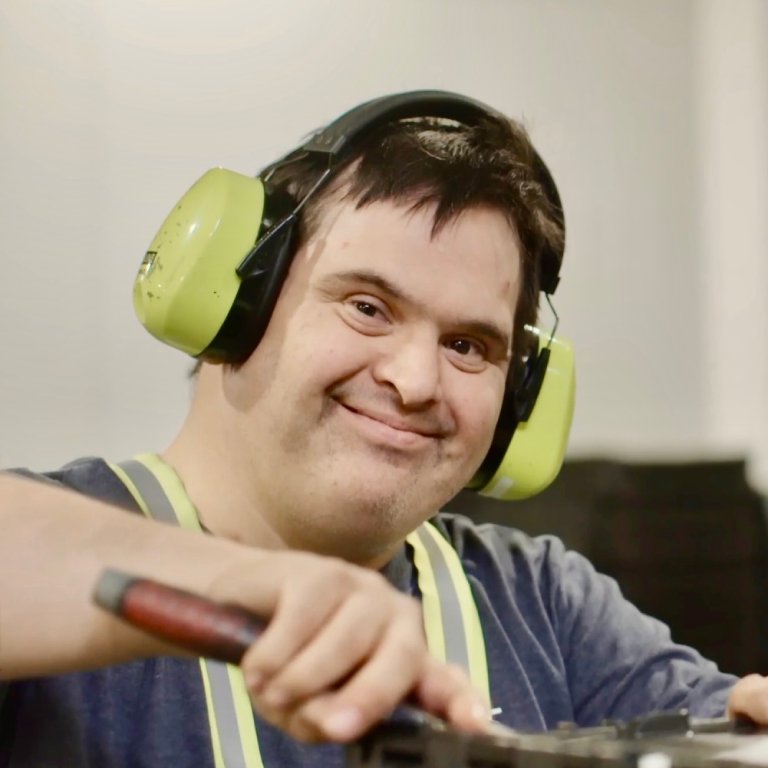 Eclat de fierte Gabriel TAQ mobile